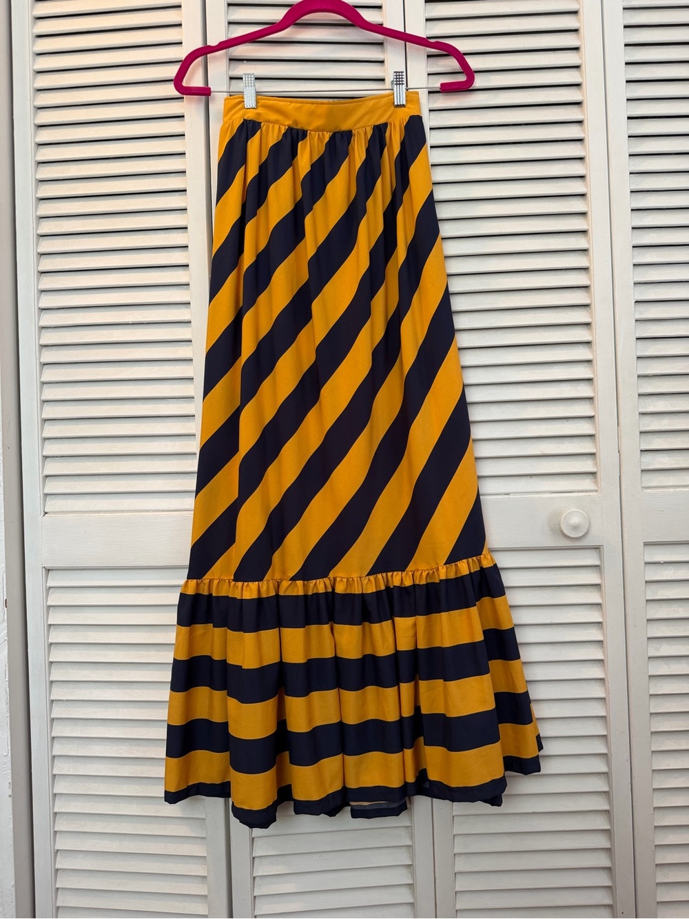 Vintage handmade maxi skirt, fits like a small
